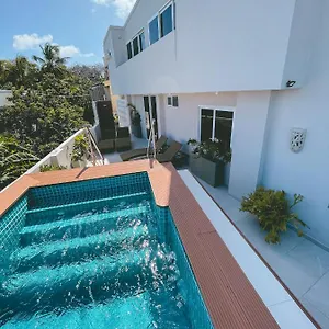  Hotel Boutique Casa Hendaus - Adults Only